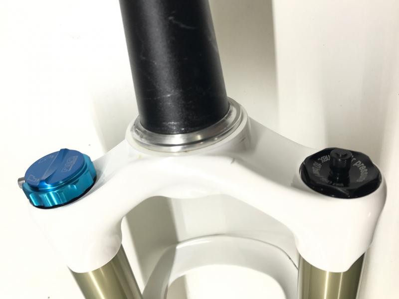 Magura TS 8 suspension fork maintenance Rad & Dämpferklinik GmbH