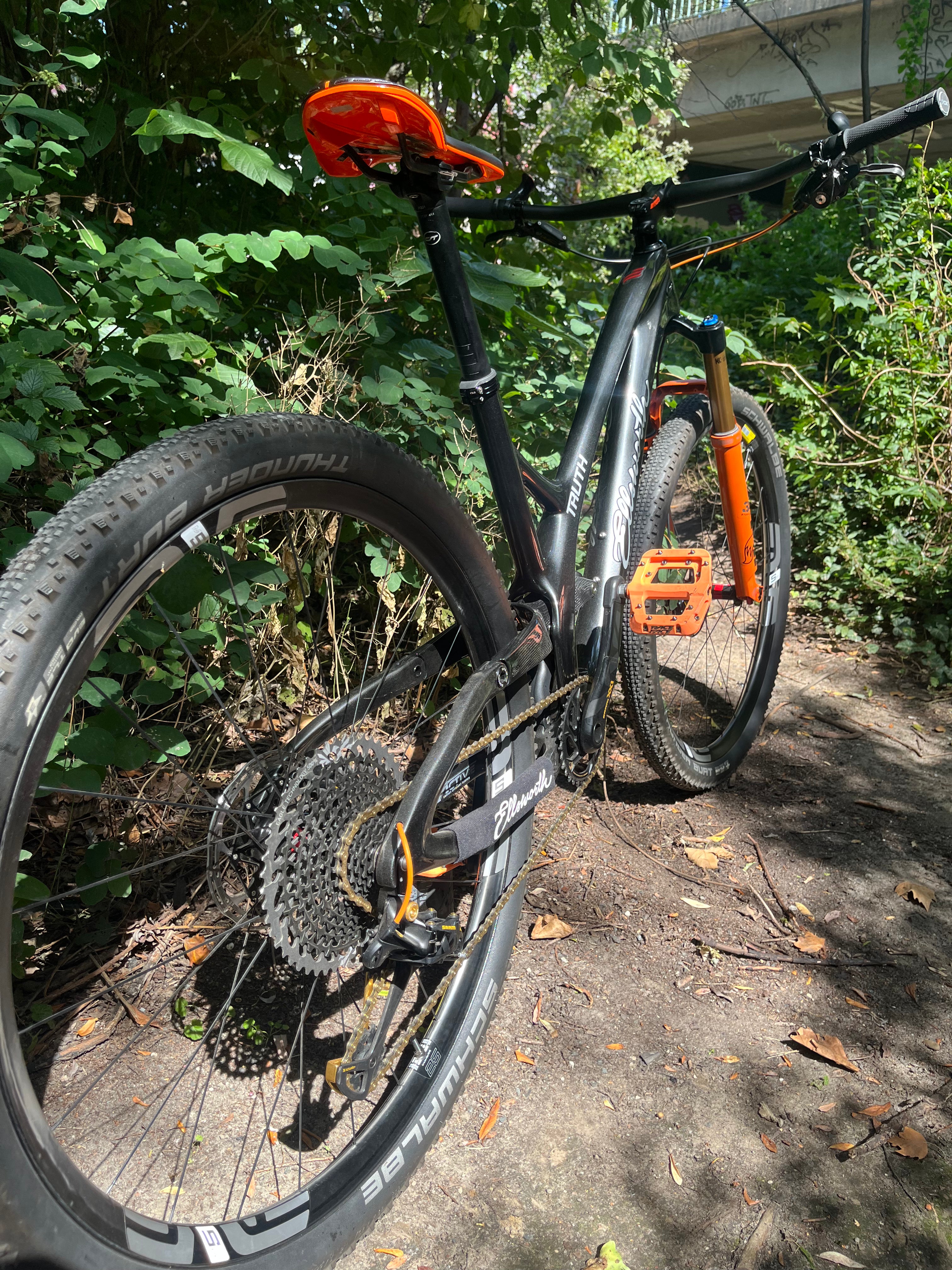 Ellsworth Truth Cross Country Mountainbike Medium mit Fox Fahrwerk - Rad & Dämpferklinik GmbH