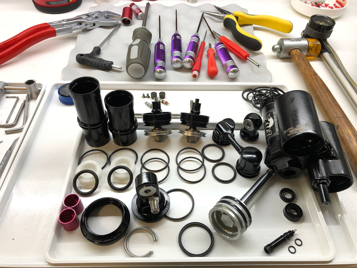 Dämpferwartung für Fox Dyad RT2 Pull Shock Dämpfer (Cannondale Jekyll, Claymore, Trigger) - Rad & Dämpferklinik GmbH