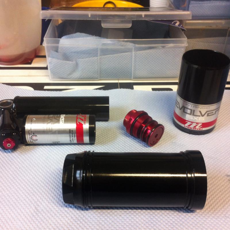 Manitou Evolver Air Dämpferwartung - Rad & Dämpferklinik GmbH